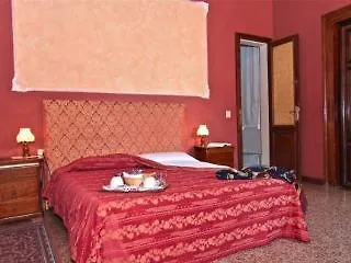 Palazzo Lion Morosini - Check In Presso Locanda Ai Santi Apostoli Venice 3*,