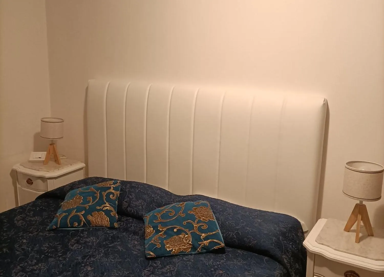 Palazzo Lion Morosini - Check In Presso Locanda Ai Santi Apostoli 威尼斯 3*,