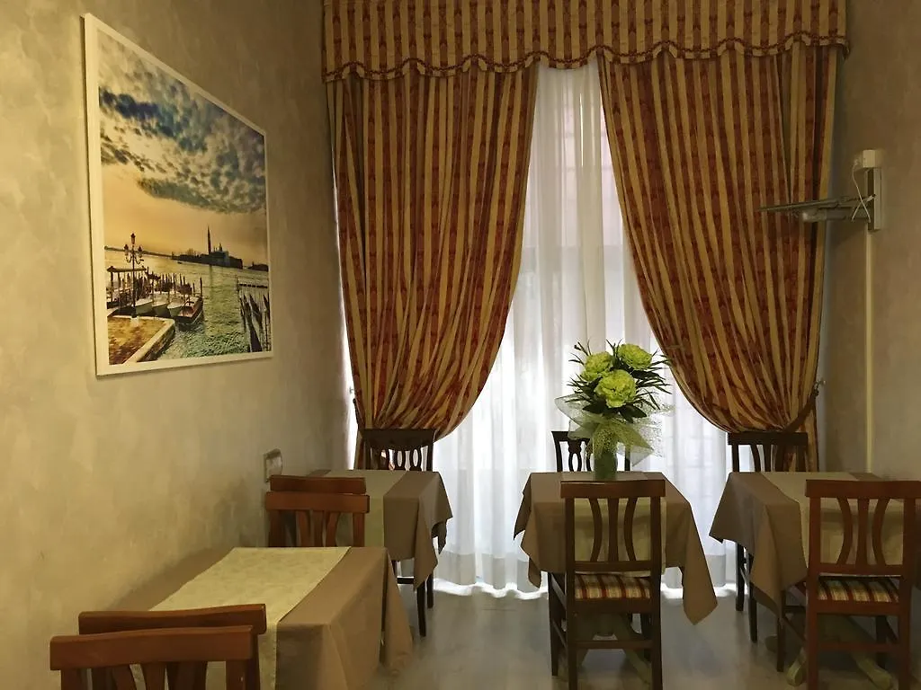 Palazzo Lion Morosini - Check In Presso Locanda Ai Santi Apostoli Benátky Itálie