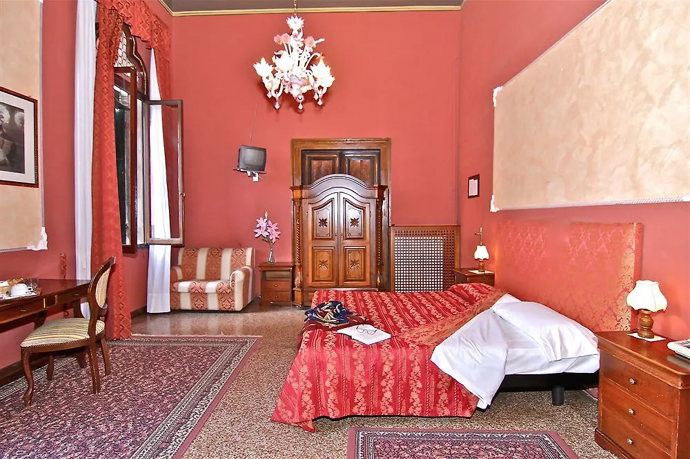 Palazzo Lion Morosini - Check In Presso Locanda Ai Santi Apostoli Benátky 3*,  Itálie