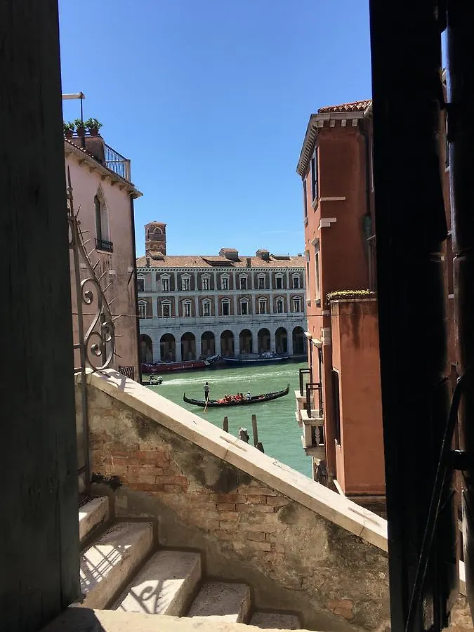 Palazzo Lion Morosini - Check In Presso Locanda Ai Santi Apostoli 威尼斯
