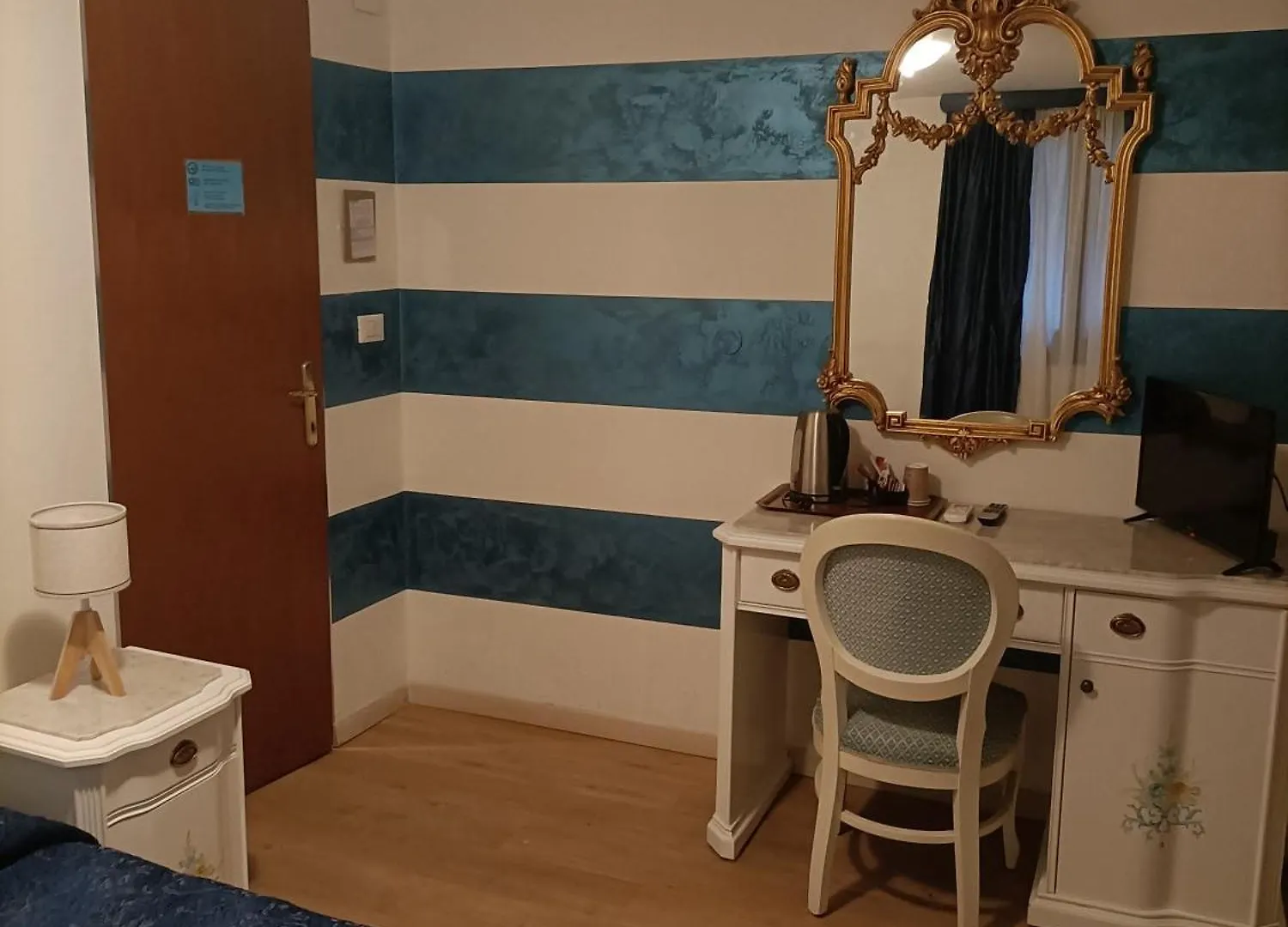 Guest house Palazzo Lion Morosini - Check In Presso Locanda Ai Santi Apostoli Venice
